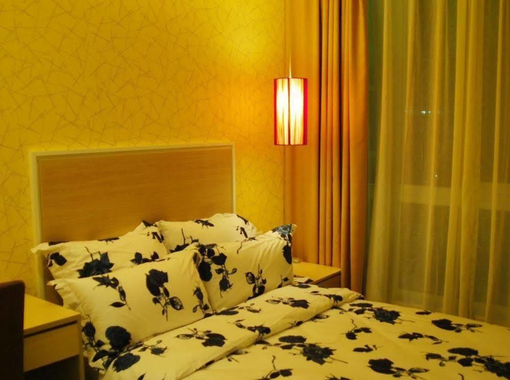 ホテル Super 8 Wenzhou Xingrong エクステリア 写真