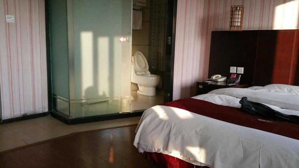 ホテル Super 8 Wenzhou Xingrong エクステリア 写真